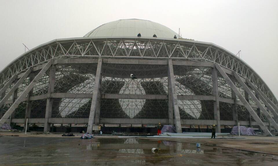 东方温泉馆网架工程